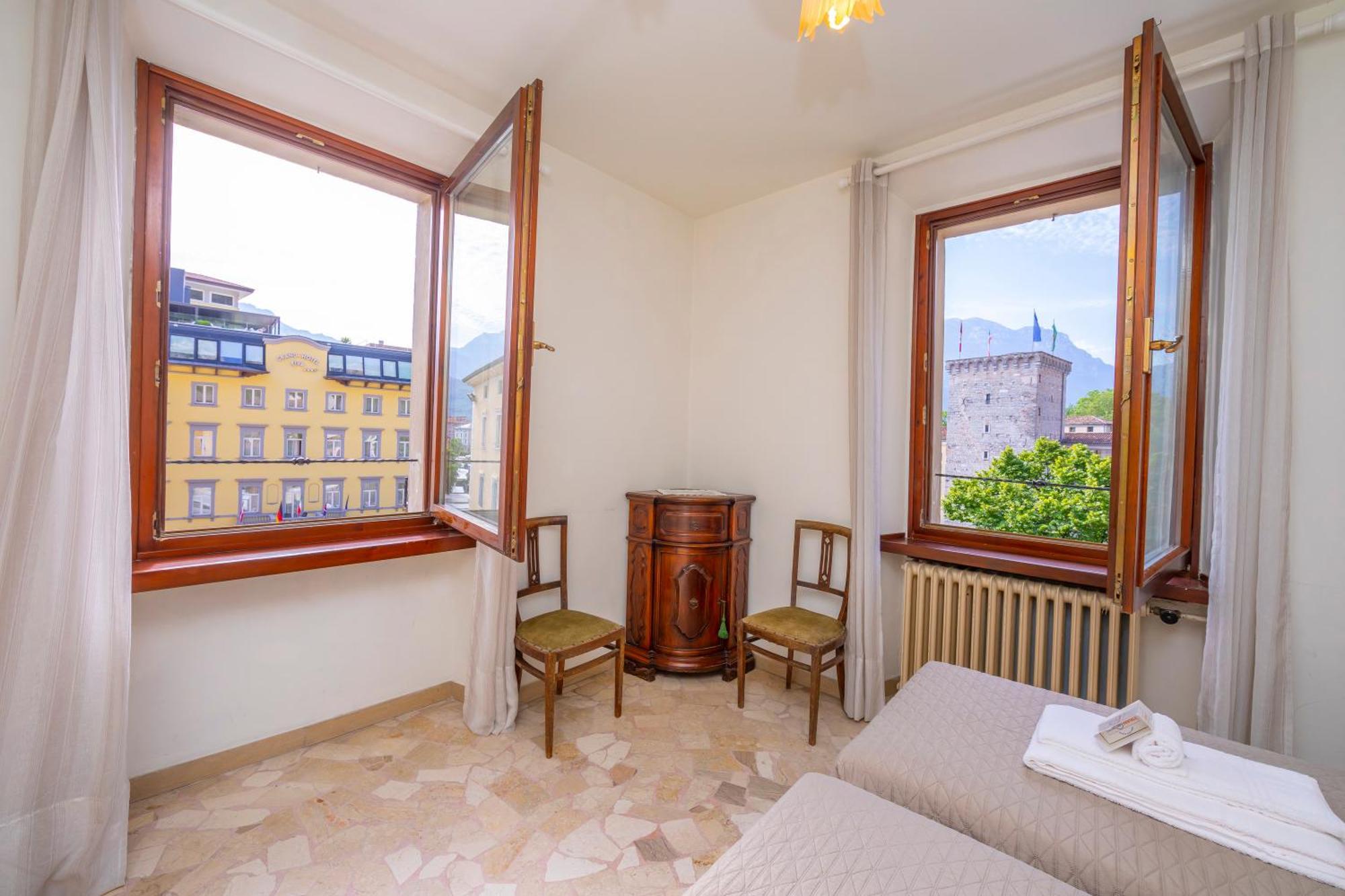 Residenza Rocca Del Lago 3 - Happy Rentals Riva del Garda Ngoại thất bức ảnh