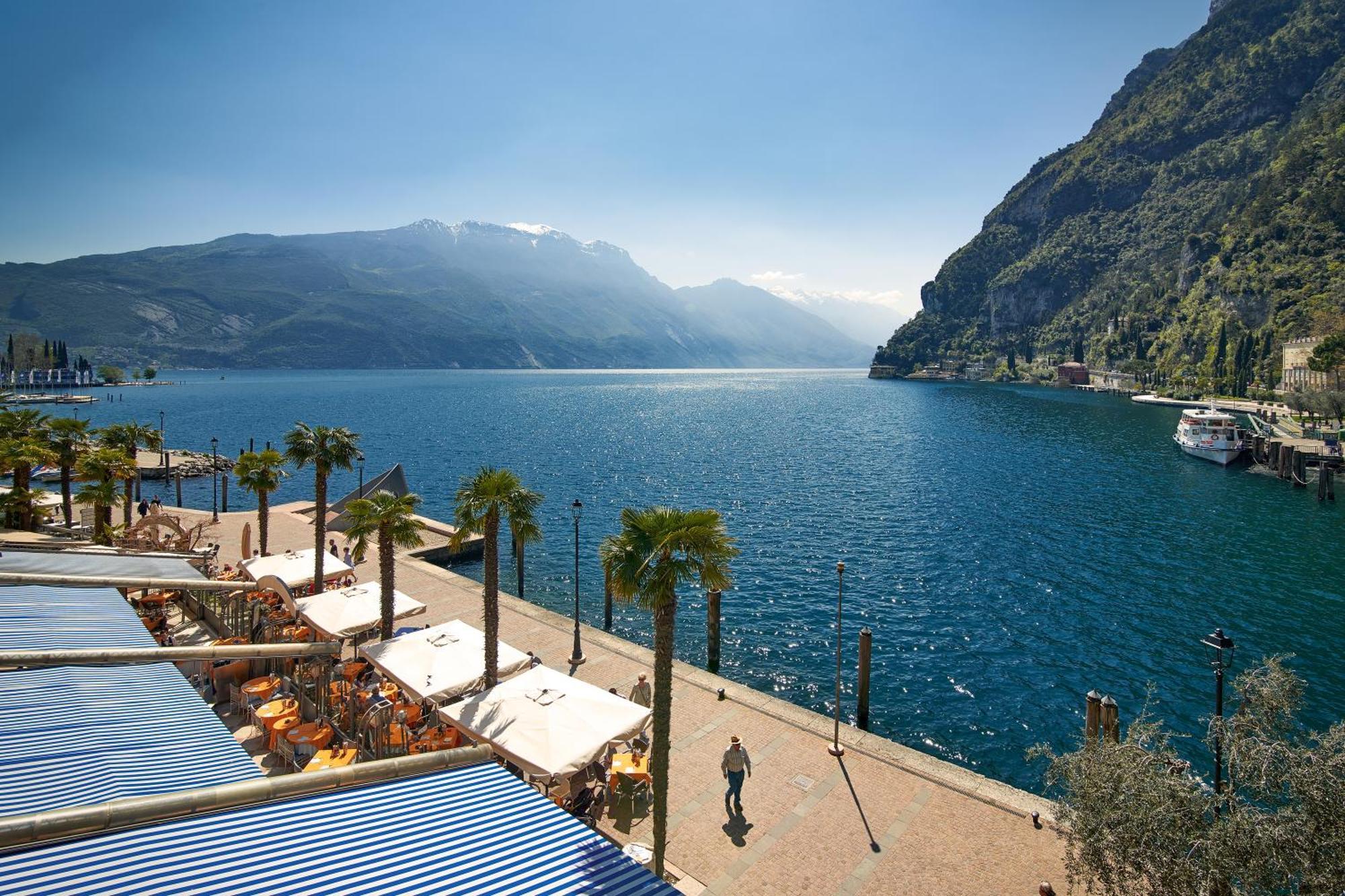 Residenza Rocca Del Lago 3 - Happy Rentals Riva del Garda Ngoại thất bức ảnh
